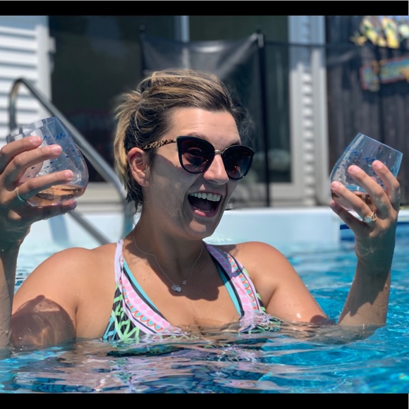 Meet your Posher, Lindsay - Picture 1 of 1